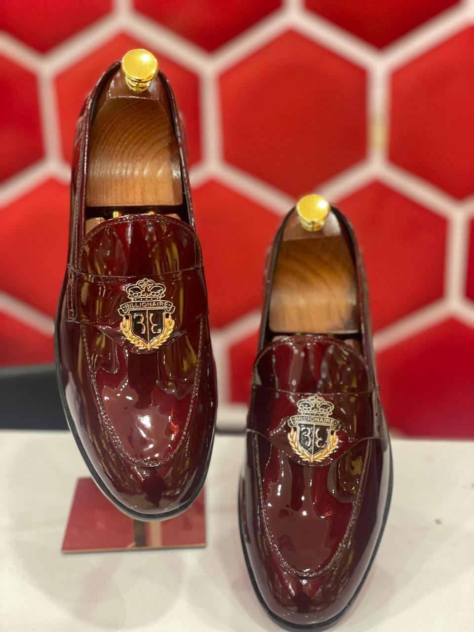 Glossy Crest Loafers